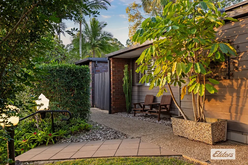 Shailer Park 3房  BRINGING THE OUTDOORS IN: THE ULTIMATE COURTYARD HOME!