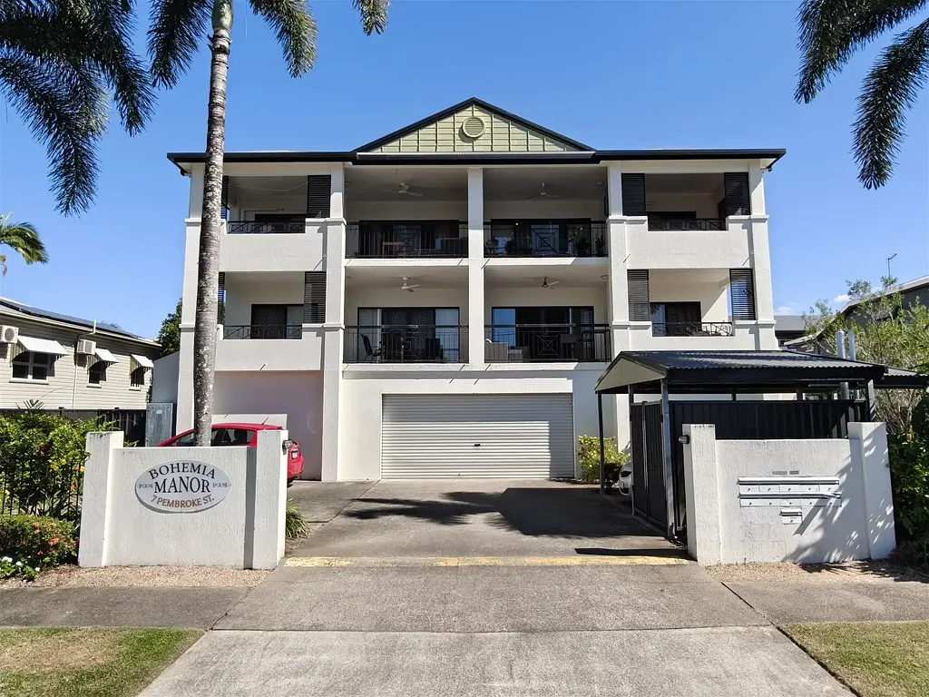 Spacious 3-Bedroom Apartment in Convenient Parramatta Park Location