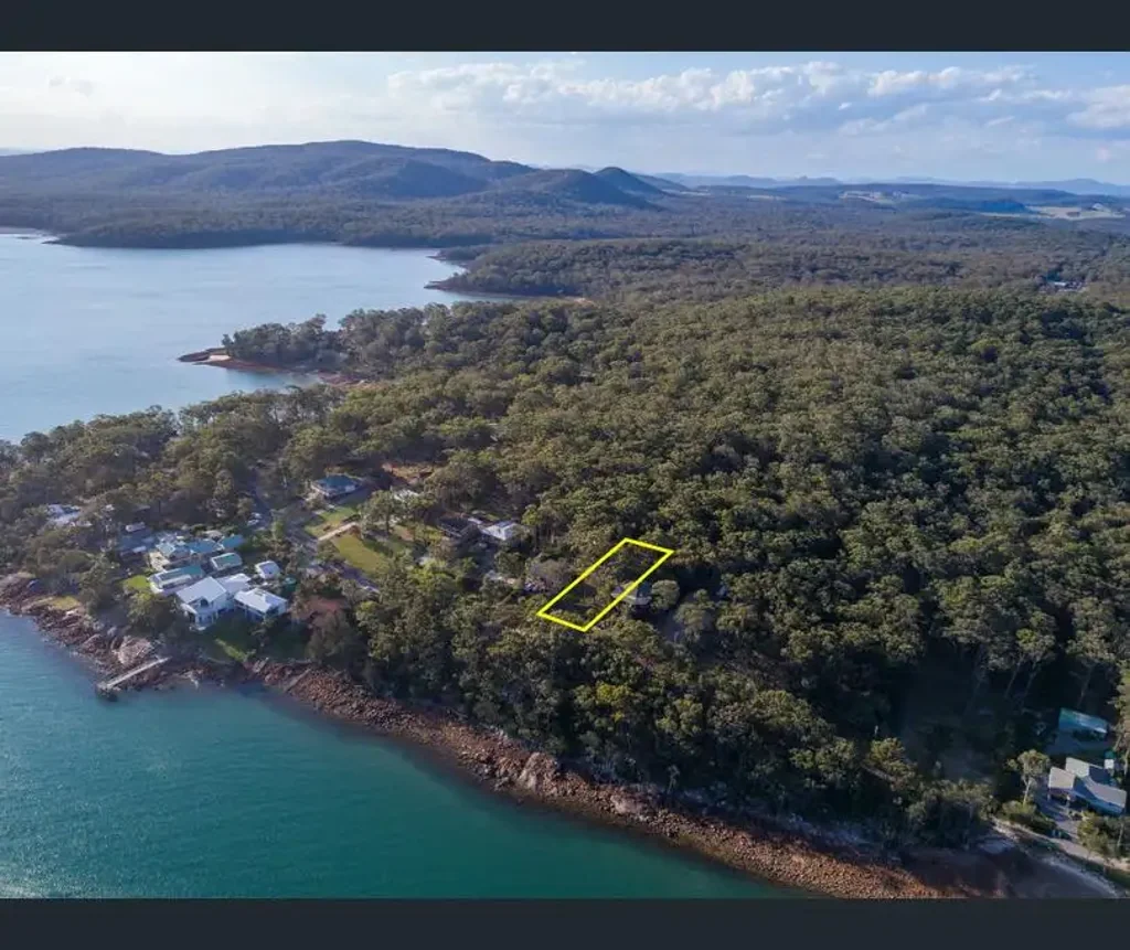 17 The Esplanade, North Arm Cove, NSW 2324