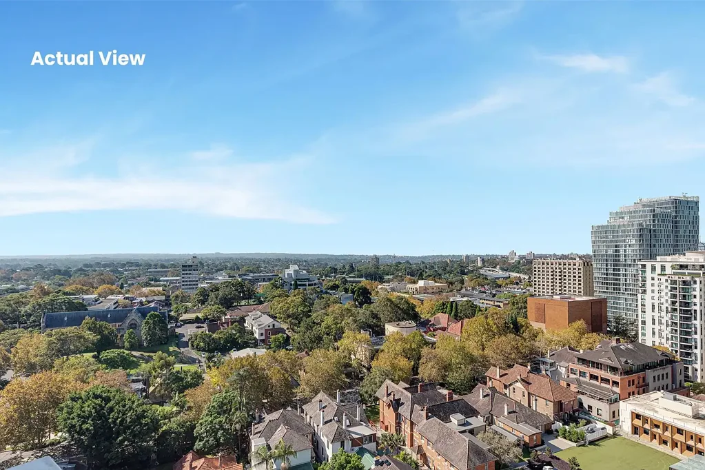 North Sydney 2Zimmer REAR OF BLOCK TOP FLOOR BEAUTY WITH VIEWS FROM EVERY ROOM!!