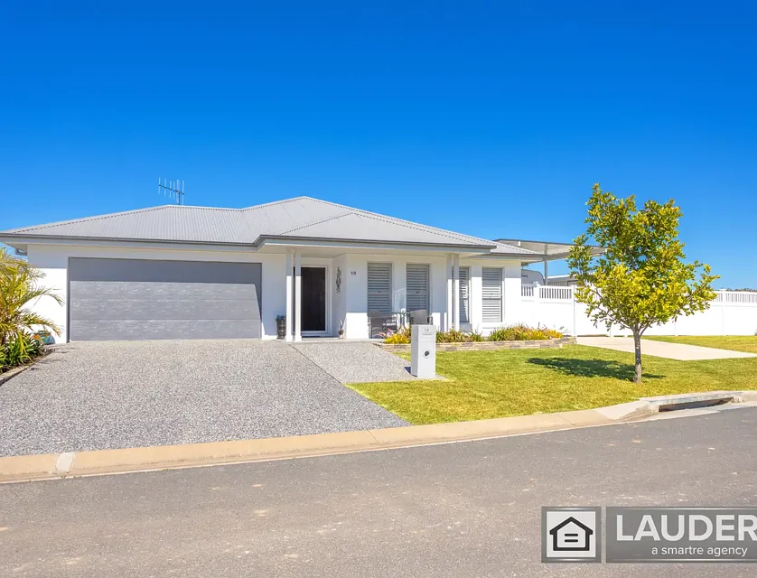 10 Moonagee Crescent, Old Bar, NSW 2430, 4房, 2浴, House