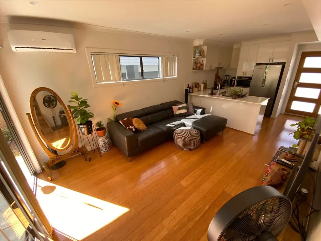 Perfect Townhouse for small Family - Unfurnished