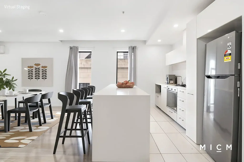 Melbourne 2 Bedroom Executive Retreat with Indoor/Outdoor Excellence