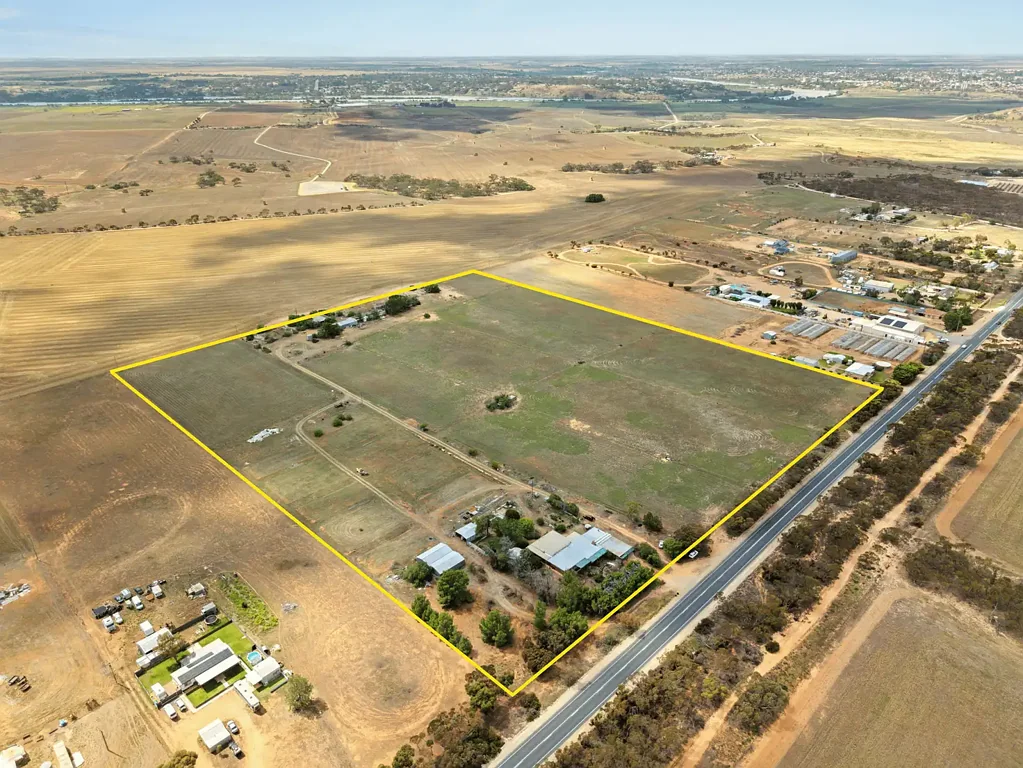 Murray Bridge 4ਬੈੱਡਰੂਮ Dual Title Opportunity with Prime Acreage