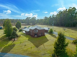 1276 Frankford Road, Glengarry