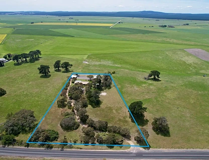 30779 PRINCES HIGHWAY, Millicent, SA 5280, 4 ਕਮਰੇ, 2 ਬਾਥਰੂਮ, House