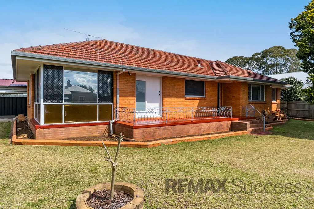 Spacious 5-Bedroom Family Home with Year-Round Entertaining
