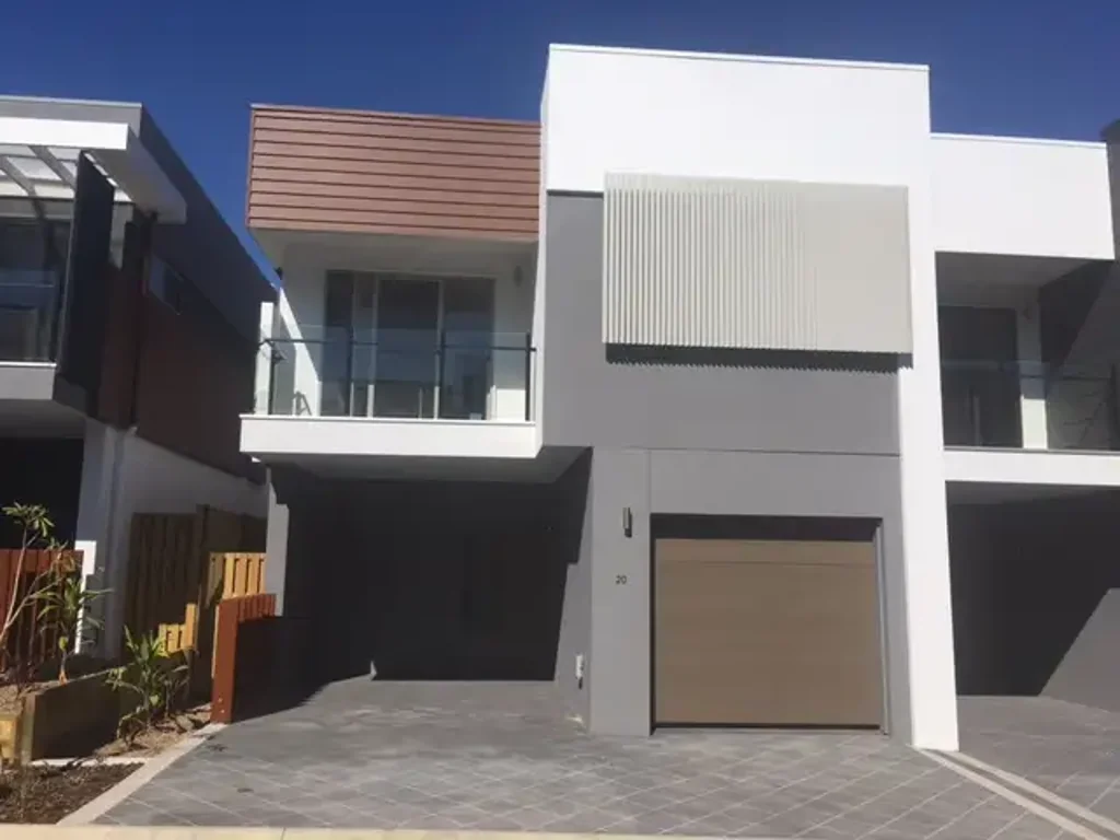 Parkinson 4房 宽敞的四卧室联排别墅，距离 Lakewood Parklands 仅数步之遥 Spacious Four-Bedroom Townhouse Moments from Lakewood Parklands