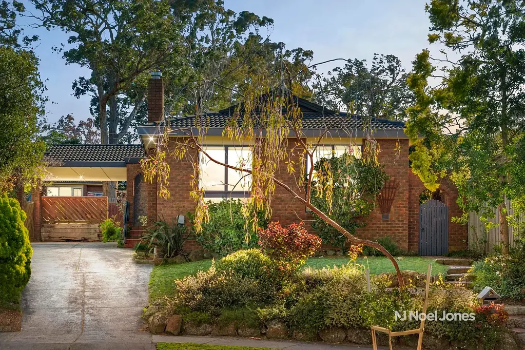 34 Davison Street, Mitcham, VIC 3132