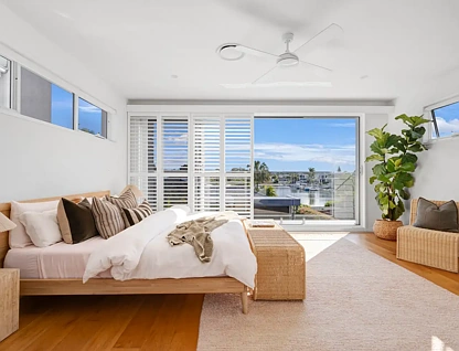 3B Andrea Avenue, Broadbeach Waters, QLD 4218, 3房, 3浴, House