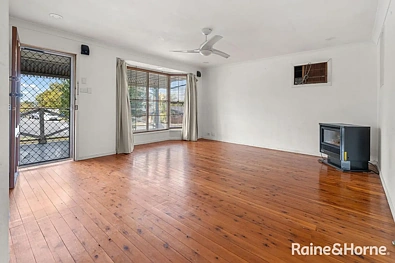 18 Benjamin Drive, Wallsend, NSW 2287, 3 chambres, 1 salles de bain, House