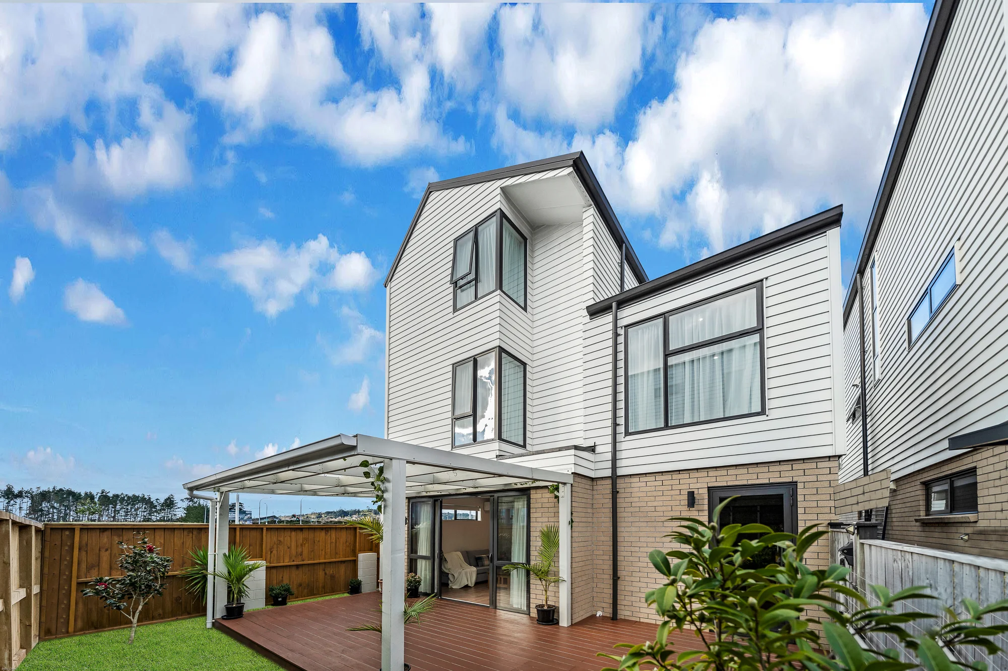 Flat Bush 4Kwarto Ex Show Home - Best of the Best