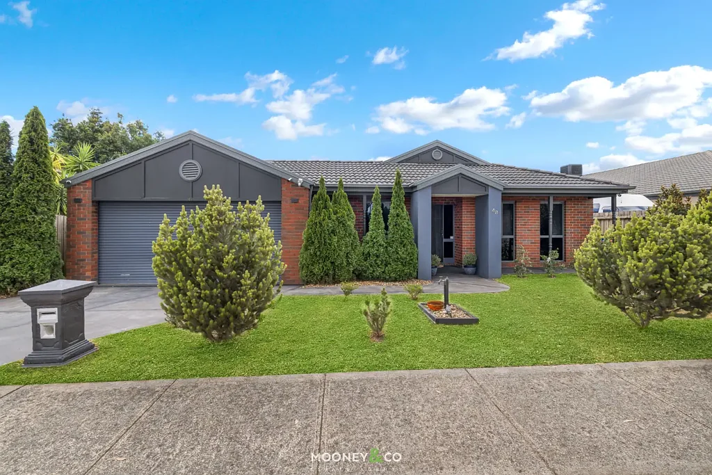 48 Ferndown Drive, Cranbourne, VIC 3977