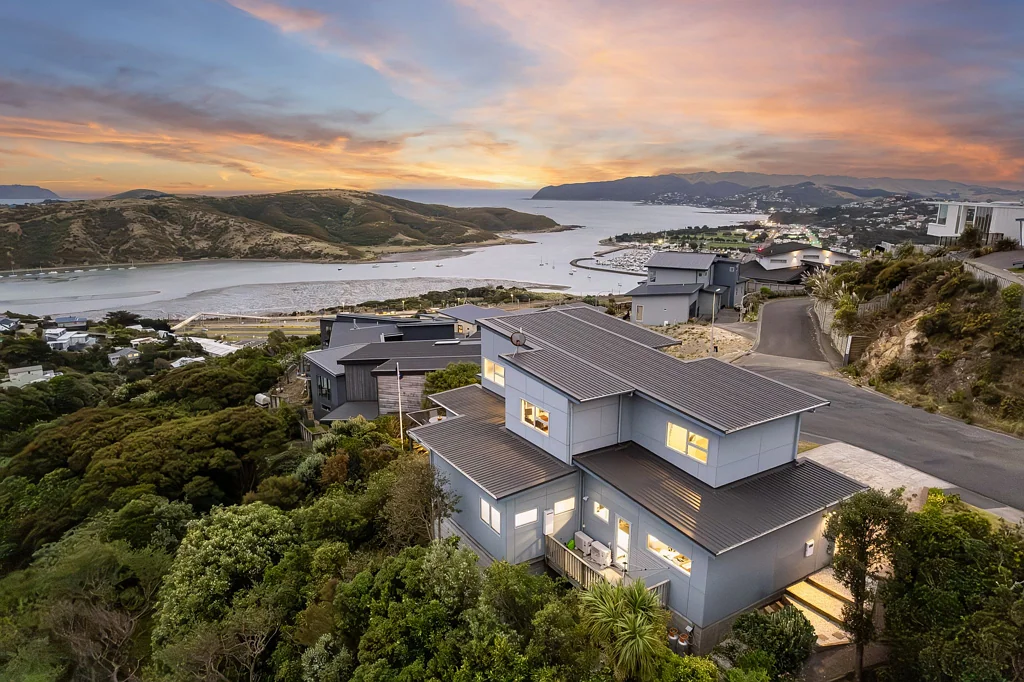 5 Seascape View, Paremata, Porirua, Wellington