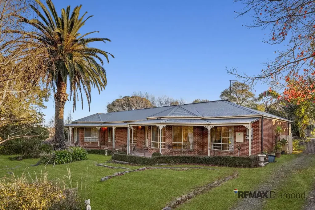 Relaxed Lifestyle | Heart of Pakenham | 10 Acres Retreat