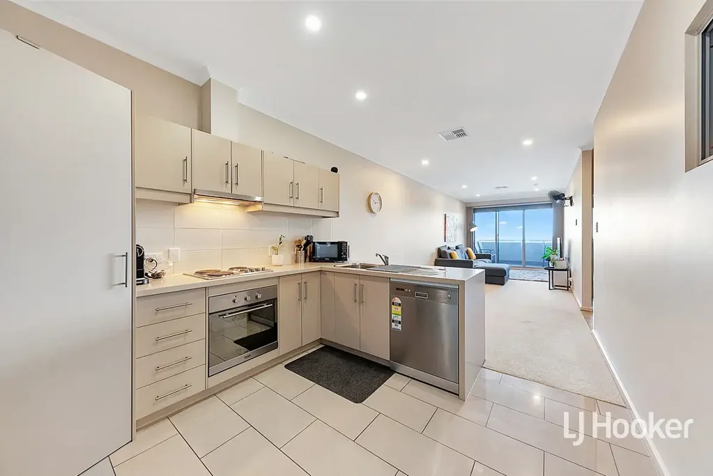 Mawson Lakes 2房  2 BEDROOMS + 1 BATHROOM with SEPARATE LAUNDRY + 2 CAR PARKS