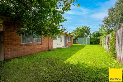 बाहरी क्षेत्र - 9 RIGNOLD ST, MOOROOBOOL QLD 4870