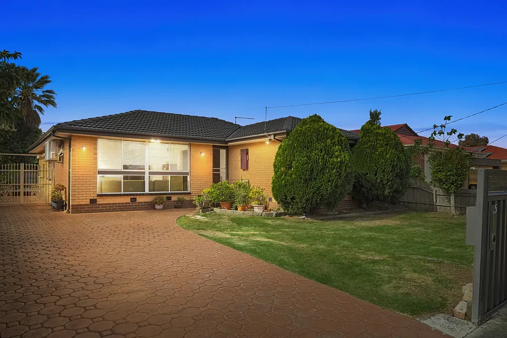 5 Cromwell Court, Lalor, VIC 3075