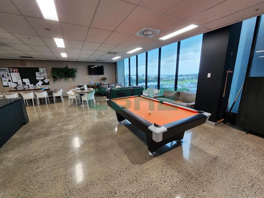 Greenlane CBRE - Spacious and Modern Greenlane Office