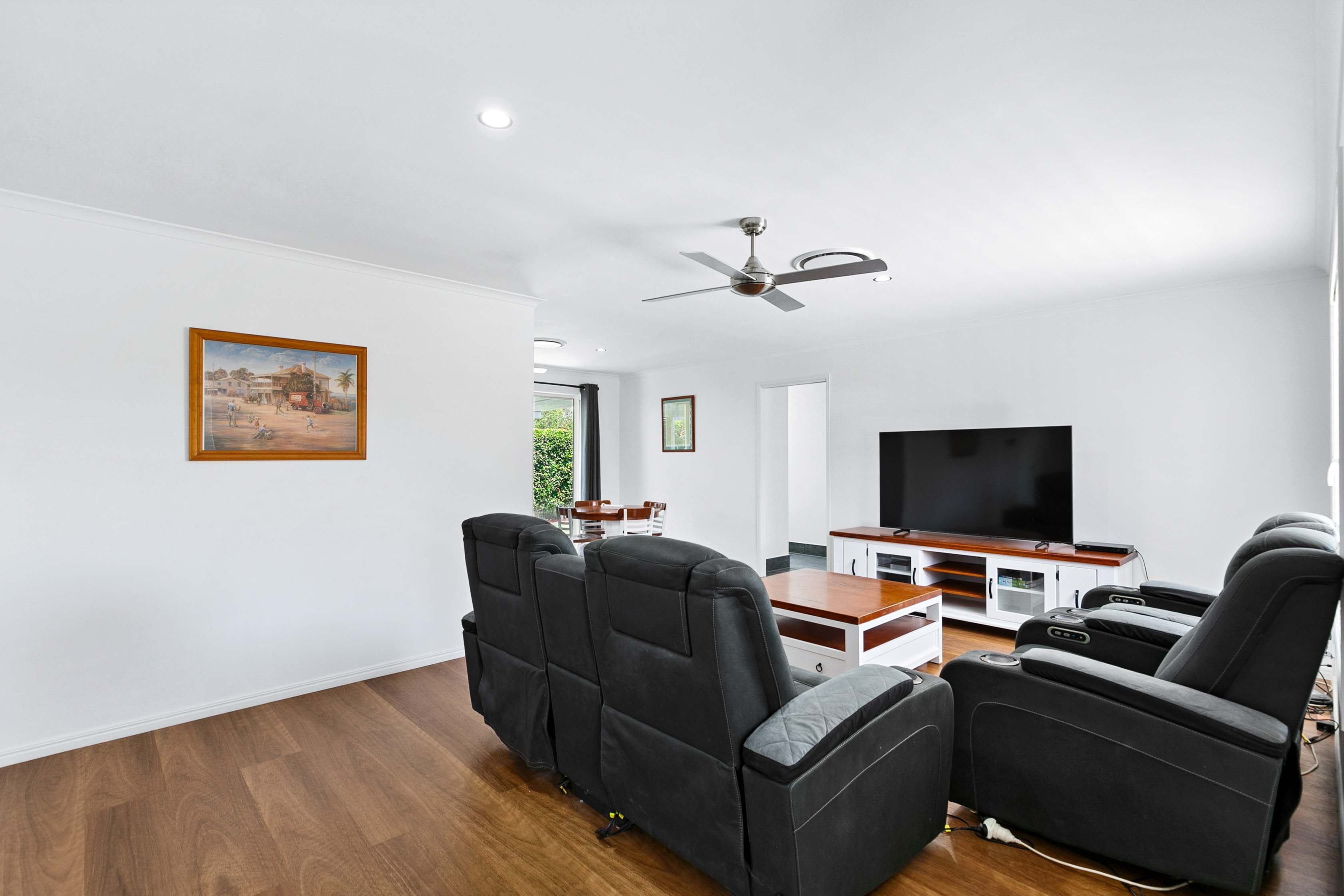 UNIT 2 5 DAINTREE DR, URANGAN QLD 4655, 0 ห้องนอน, 0 ห้องน้ำ, House