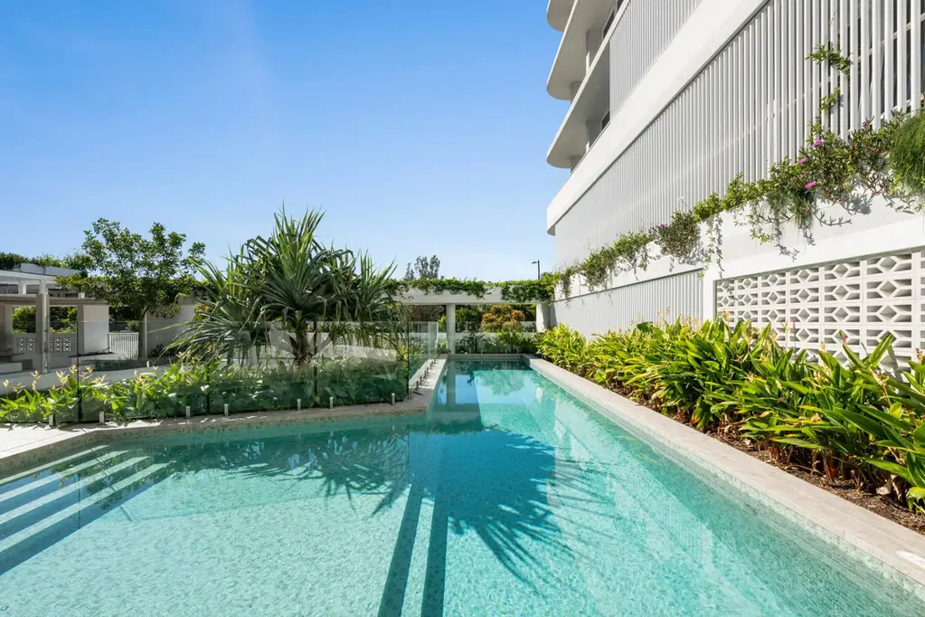 Bokarina 3 Slaapkamer COASTAL SOPHISTICATION IN THE HEART OF BOKARINA BEACH - AWARD WINNING OASIS COMPLEX!