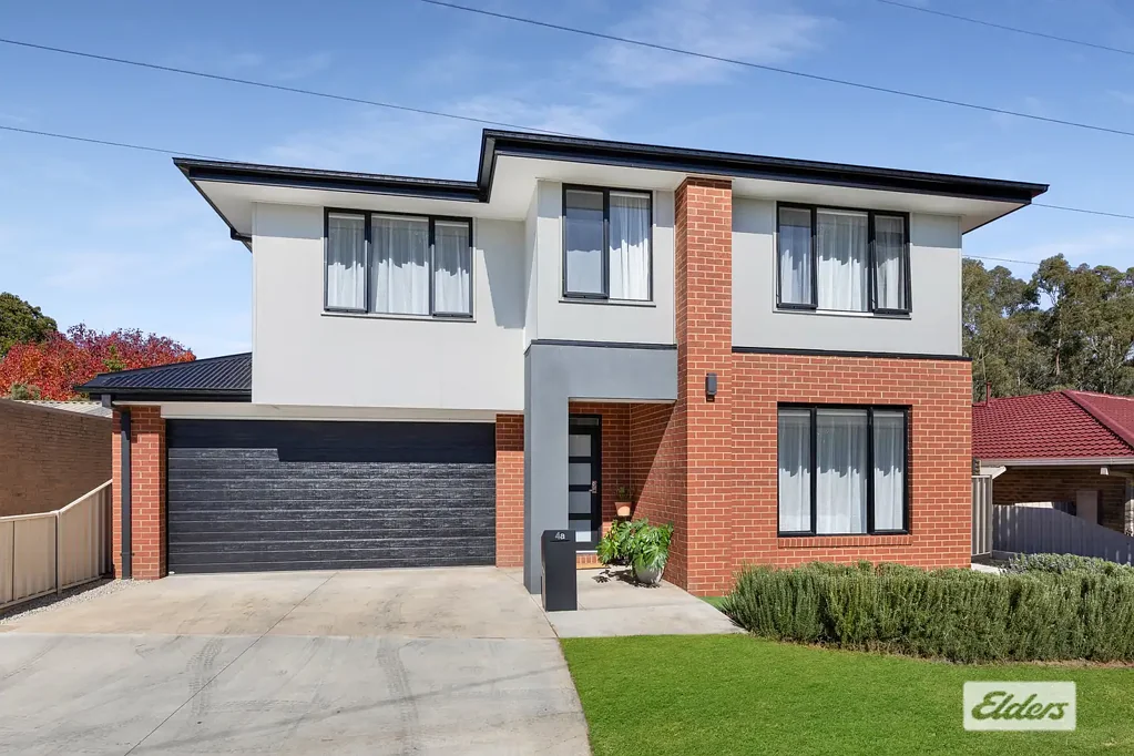 Flora Hill 4 Slaapkamer A Wonderful Family Home or Investment with Potential 5% Yield