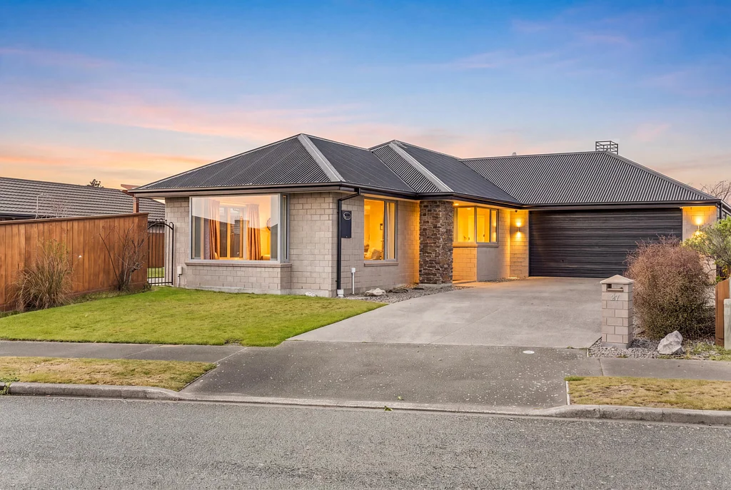 Wigram 4房  Auction Next Thursday - Call to View!