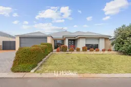 10 Kingfisher Drive, Collie