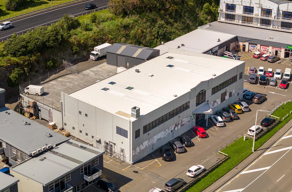 Ngauranga 400 sqm Office/ Storage  with 10 Carparks