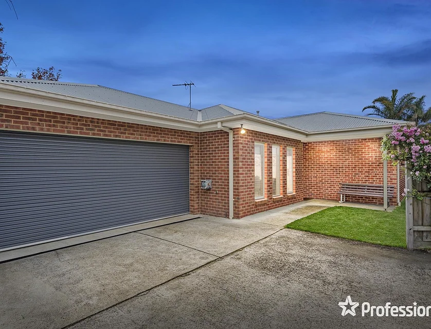 14a Highpoint Avenue, Mooroolbark, VIC 3138, 2房, 1浴, Unit
