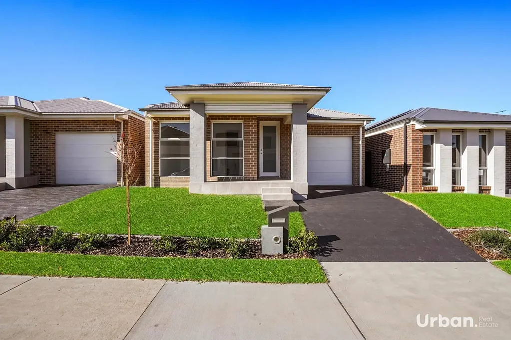 19 Parhelion Street, Austral, NSW 2179