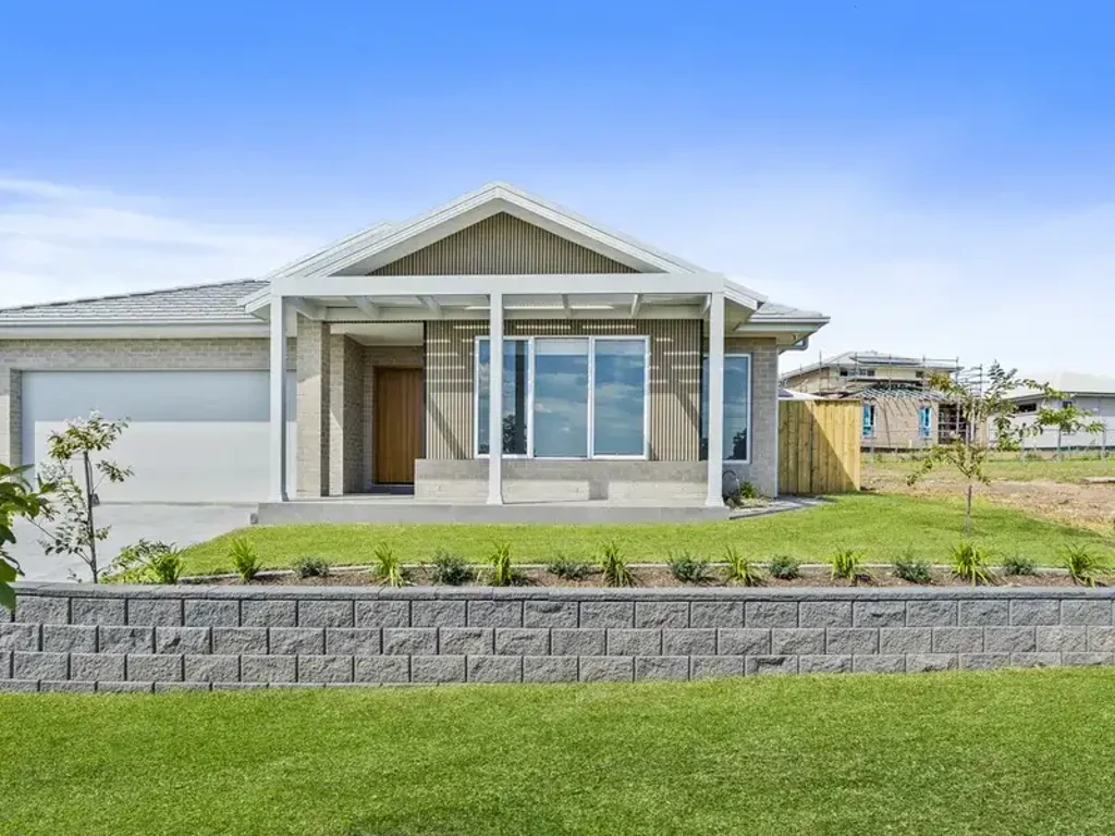 Luxurious Family Living in Wilton!