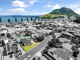 38 May Street, Mount Maunganui