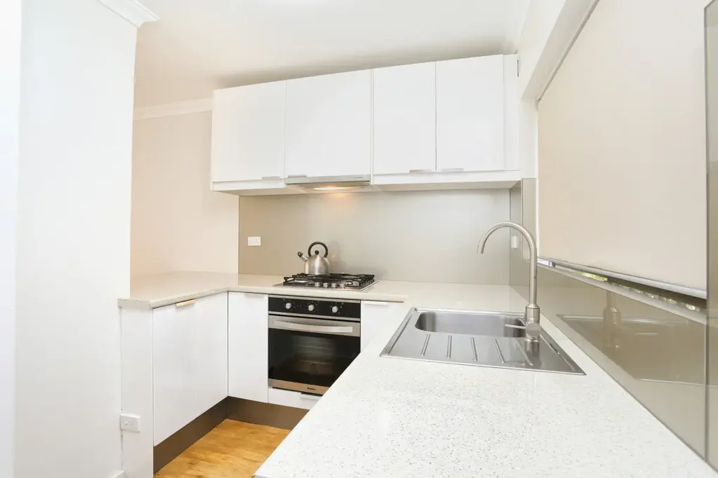 Stylish 2-Bedroom Unit - available 28th July
