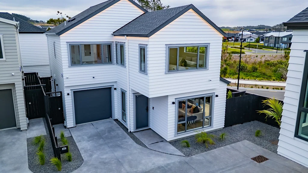 Milldale 3Moenga BRAND NEW STANDALONE HOUSE