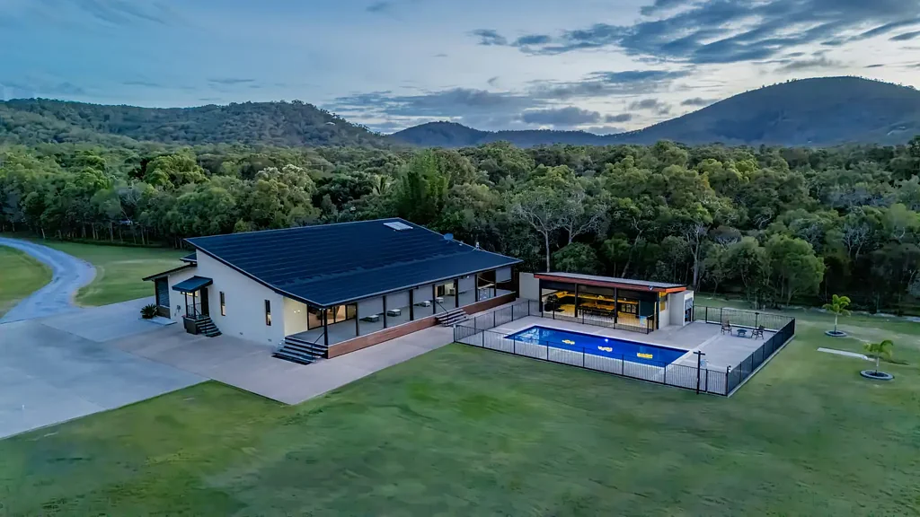 80 Streeter Drive, Agnes Water, QLD 4677