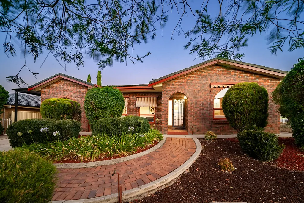 21 Donaldson Drive, Paradise, SA 5075