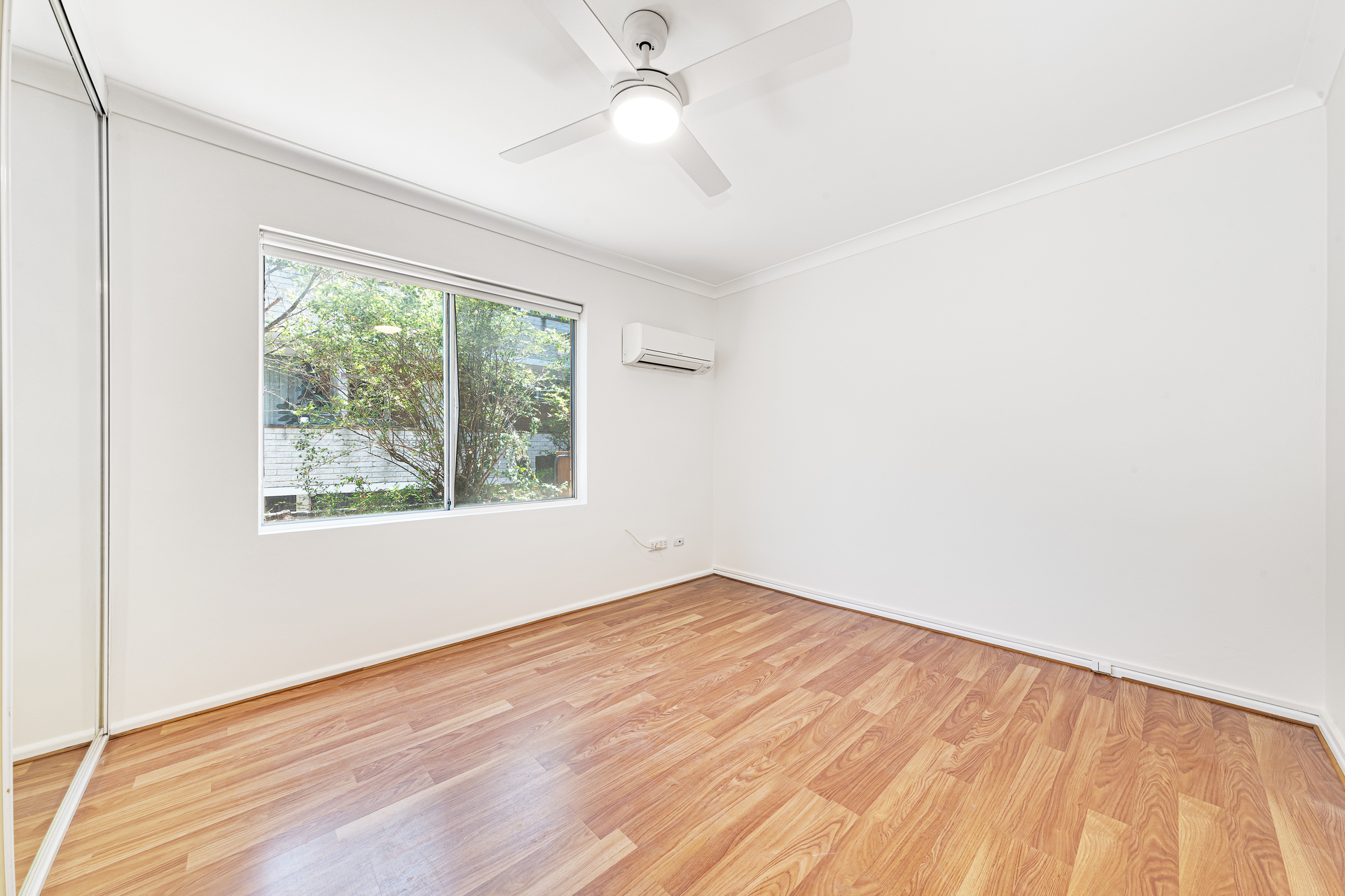 UNIT 4 23 GREENWICH RD, GREENWICH NSW 2065, 0 Kuwarto, 0 Banyo, Unit