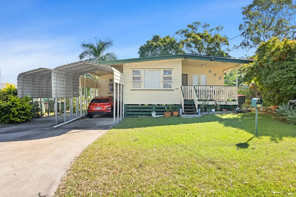Kawana 3房  Ideally located close to shops and schools