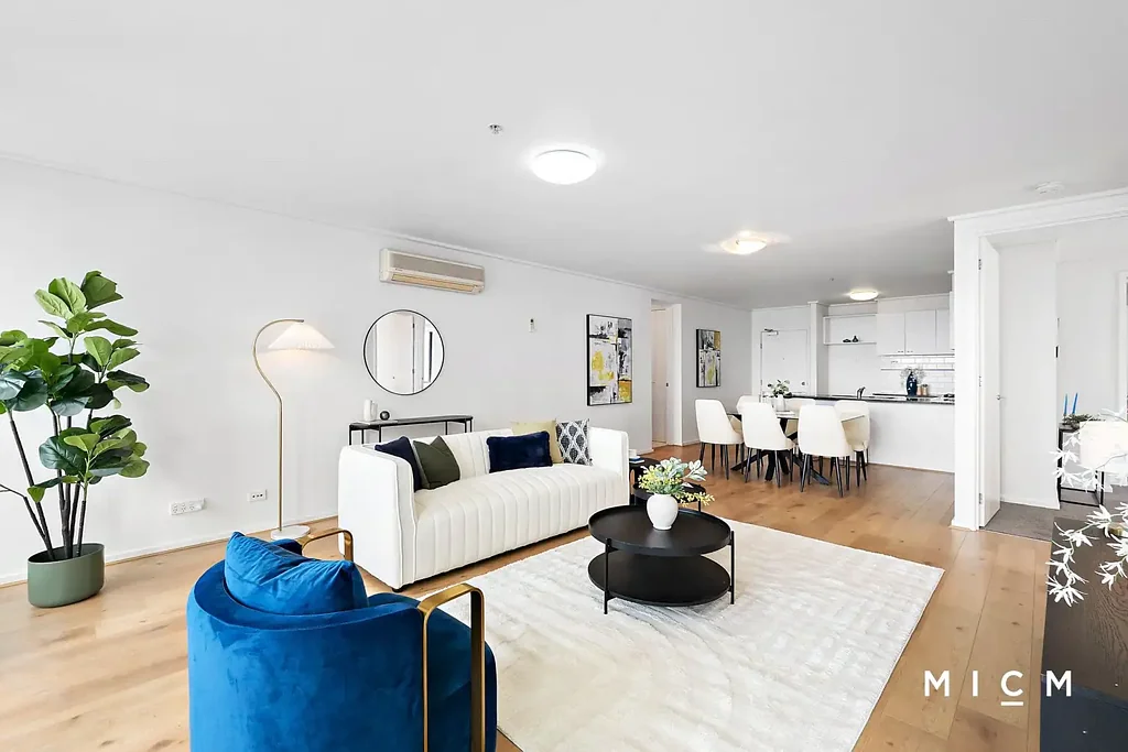Southbank 3房 海湾景观壮丽 优越转角位置 步行便利生活 全新高端设施 独家共享泳池 停车位安全保障 Yarra Crest Family Luxury with Breathtaking Blue-Water Bay Views