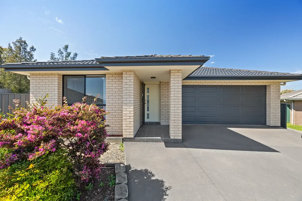 Rutherford 4房  Sought-after Estate Living