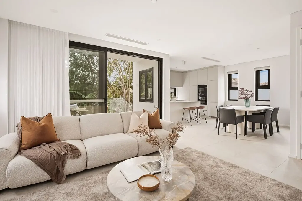 Applecross 3침실 BAND NEW, GROUND FLOOR LUXURY