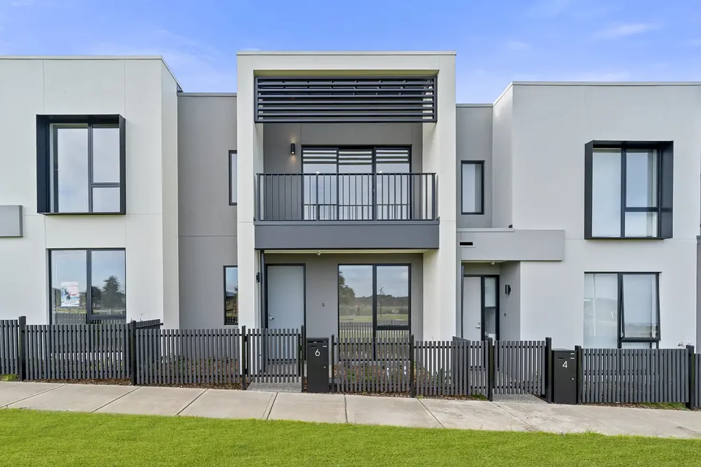 Modern Home in a Convenient Donnybrook Location