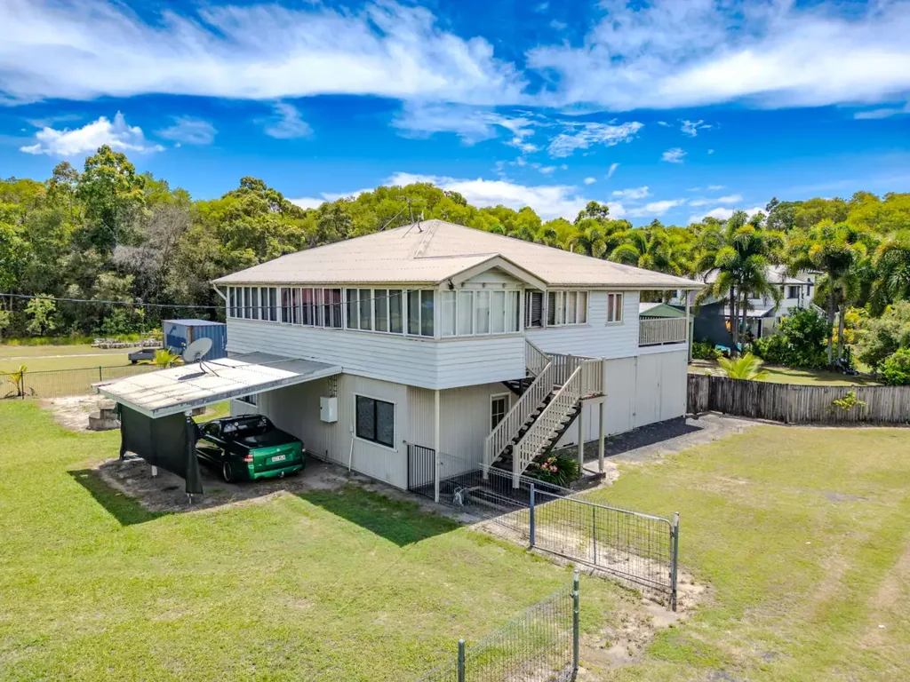 847 Murdering Point Road, Kurrimine Beach, QLD 4871