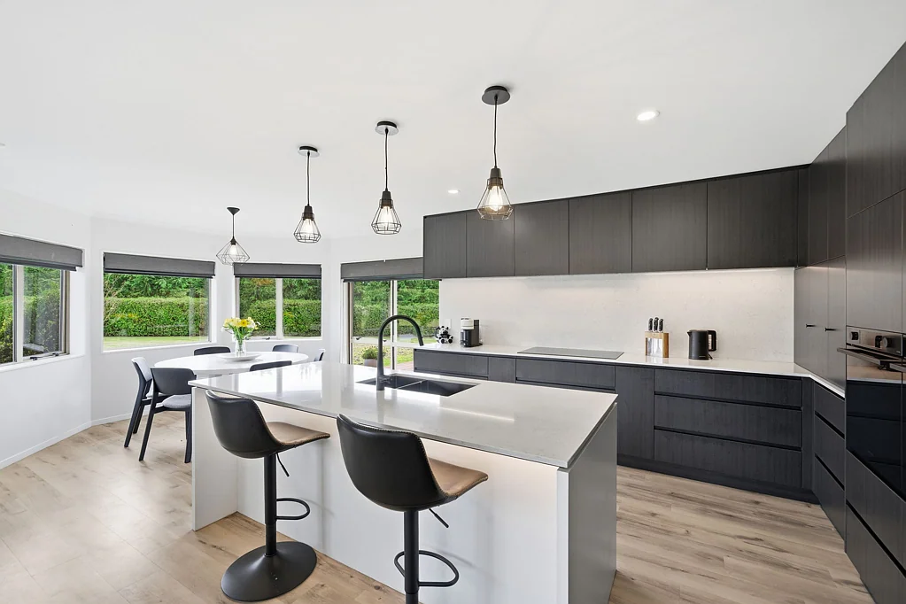 Oxford 6 Bedroom Private Lifestyle Haven - Exceptional Potential