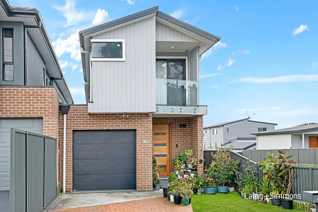 Guildford 5Zimmer Modern Family Home in Convenient Locale