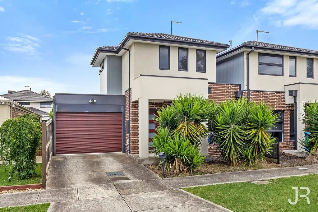 33 Donatello Crescent, Narre Warren, VIC 3805