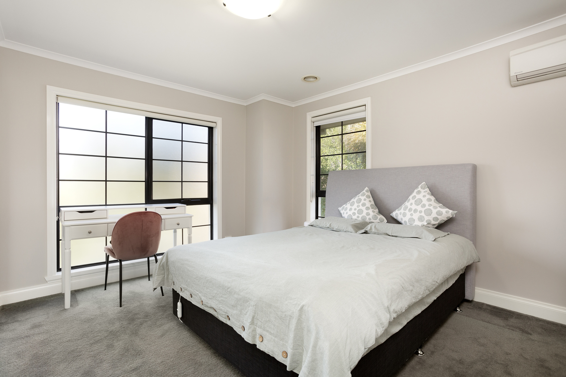 UNIT 2 44 STRELDON AV, STRATHMORE VIC 3041, 0 rūma, 0 rūma horoi, Townhouse