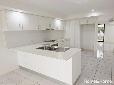 5/130 Miller Street, Bargara, QLD 4670, 2 Bedrooms, 2 Bathrooms, House