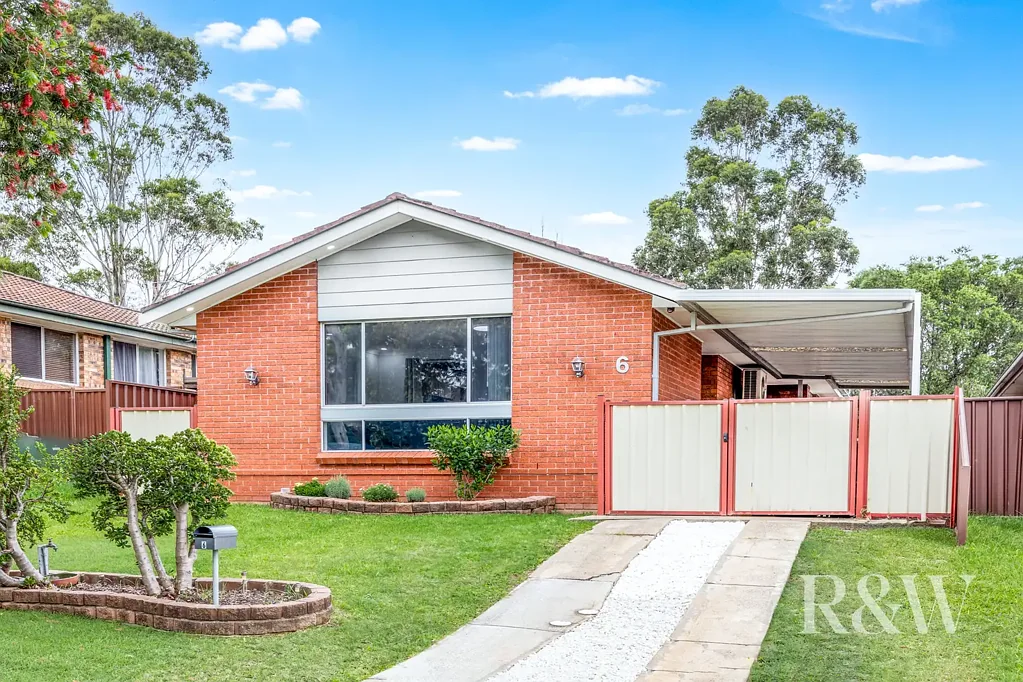 6 Missouri Street, Kearns, NSW 2558